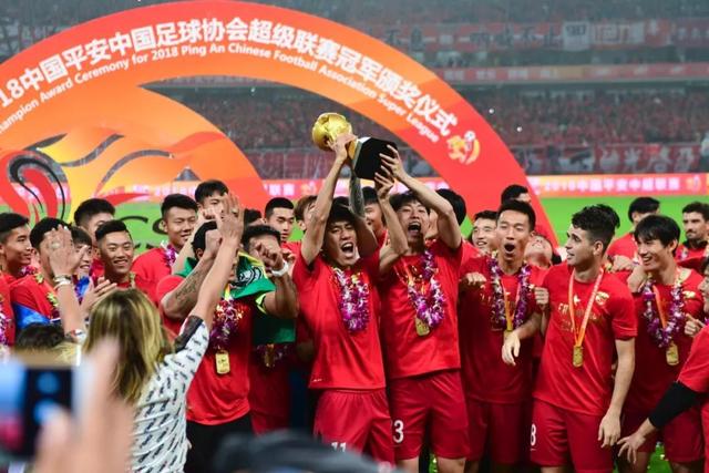 马宁落幕世界杯，由于出色的表现，球迷表态：回国之后当国足主帅